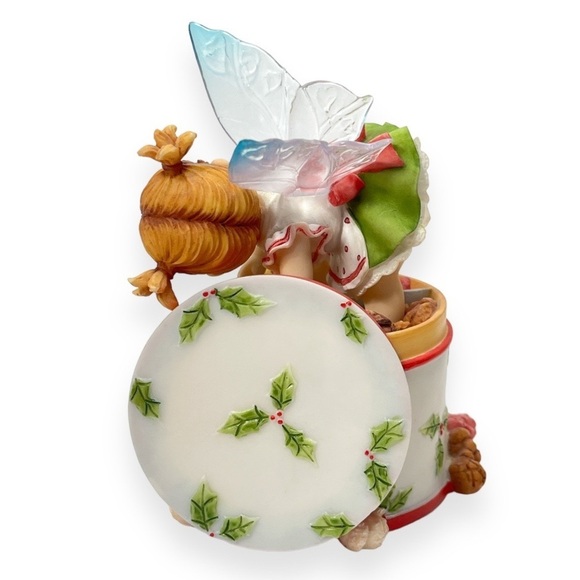 Enesco My Little Kitchen Fairies  GG Santiago Popcorn Tin Fairie 2007 Holly - Picture 4 of 7